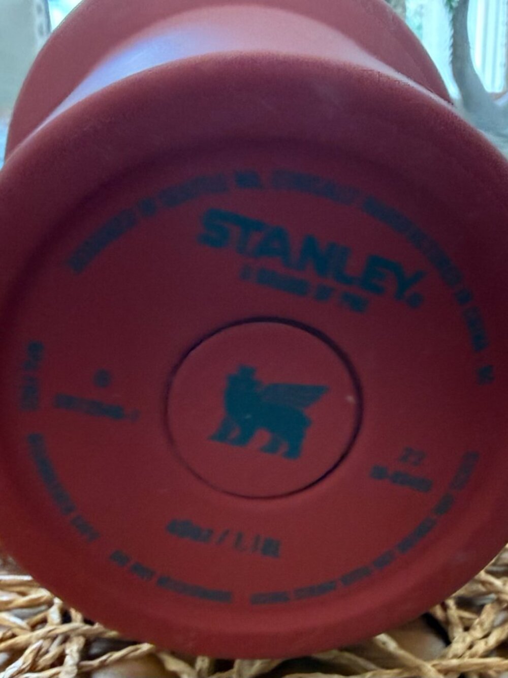 Stanley 40 oz Quencher H2.0 FlowState Tumbler Red Mtn Lake Sticker Straw Used - Picture 6 of 6